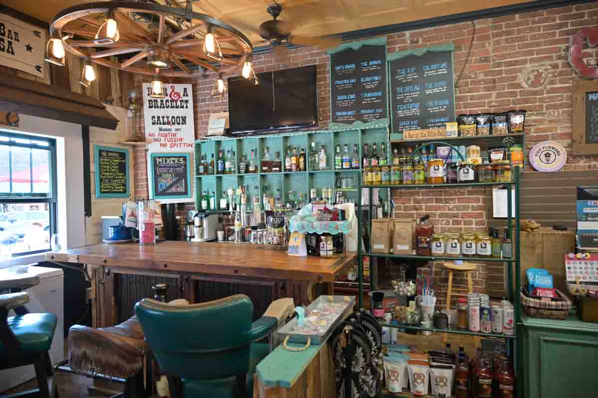 smallest bar in the world
